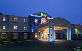 Holiday Inn Express Hotel & Suites Swansea By Ihg
